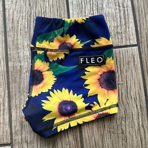 Fleo sunflower midrise small